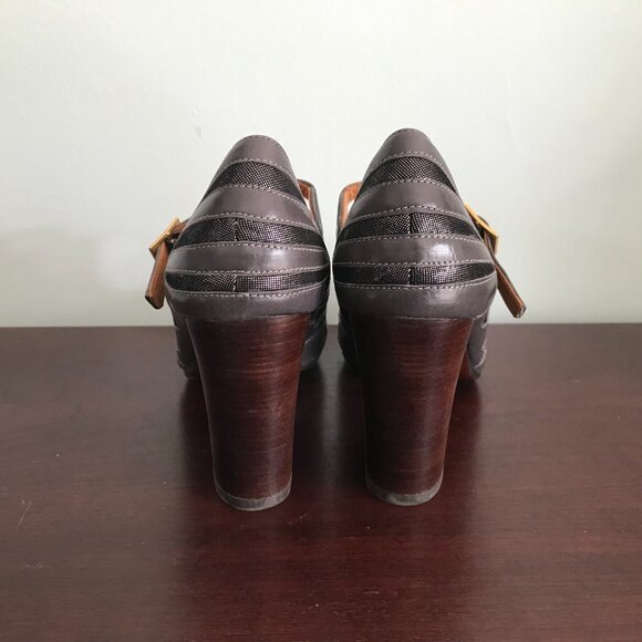 Chie Mihara | Yonaka Star Mary Jane Pumps - Picture 4 of 12